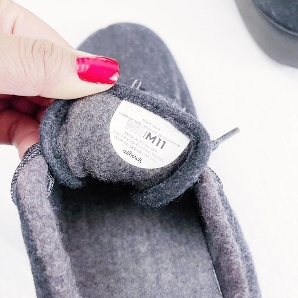 Allbirds Dark Gray Wool Sneakers Style 0521 NV1 Men's SZ11 - Picture 8 of 8